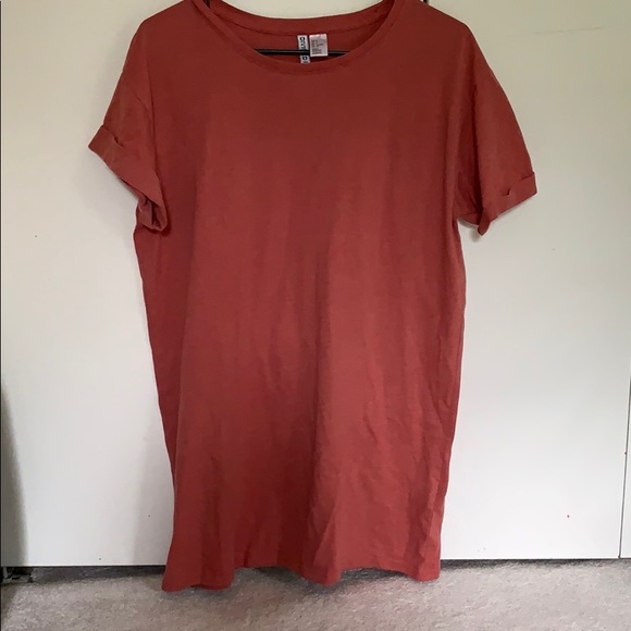 H&M Tops - Long Short Sleeve T-shirt